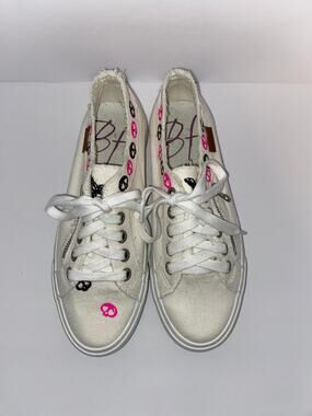Blowfish Malibu Marley White Canvas Skull Print Sneakers Women’s Size 8.5